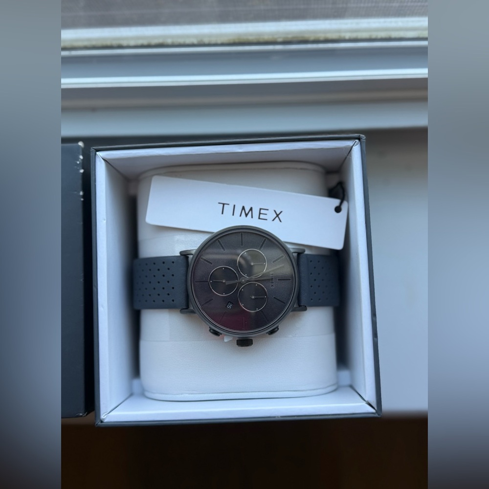 Timex New Fairfield Men's Charcoal Gray Watch TW2R98700